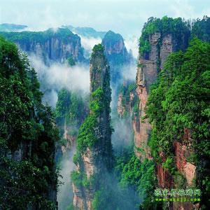 長(zhǎng)沙往返B1線(xiàn):韶山、張家界純玩三日游(獨(dú)家推出)